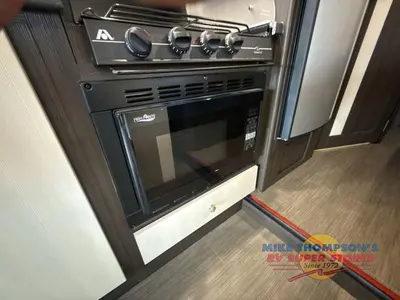 2017 Coachmen RV Prism Elite photo 29