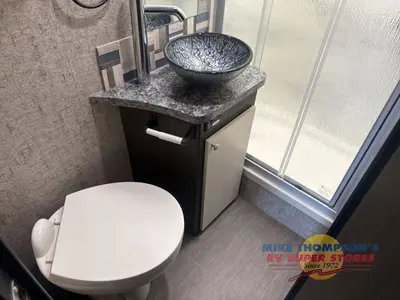 2017 Coachmen RV Prism Elite photo 37
