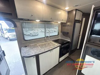 2017 Coachmen RV Prism Elite photo 27