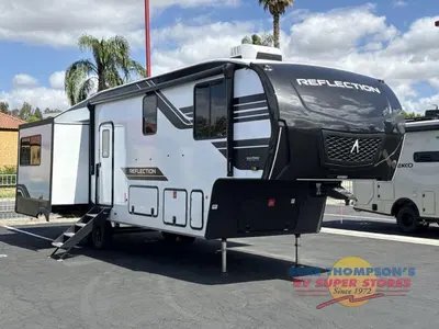 New 2026 Grand Design Reflection 324MBS