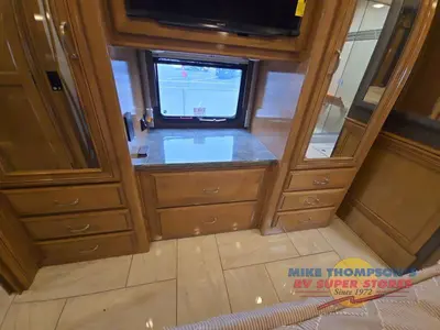 2018 Thor Motor Coach Tuscany photo 44