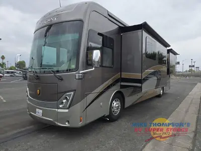 2018 Thor Motor Coach Tuscany photo 11