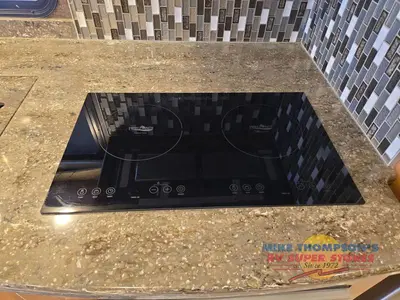 2018 Thor Motor Coach Tuscany photo 35