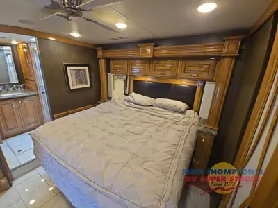 2018 Thor Motor Coach Tuscany photo 40