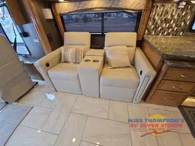 2018 Thor Motor Coach Tuscany photo 27