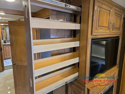 2018 Thor Motor Coach Tuscany photo 39