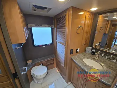2018 Thor Motor Coach Tuscany photo 48