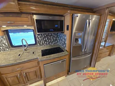 2018 Thor Motor Coach Tuscany photo 34