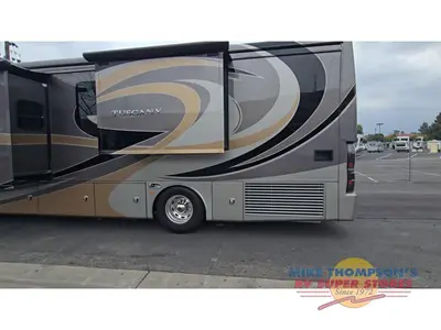2018 Thor Motor Coach Tuscany photo 8