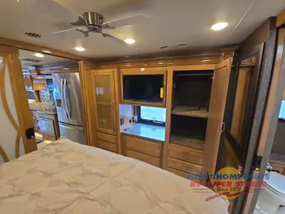 2018 Thor Motor Coach Tuscany photo 42