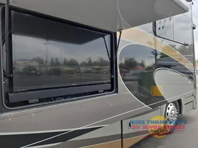 2018 Thor Motor Coach Tuscany photo 17