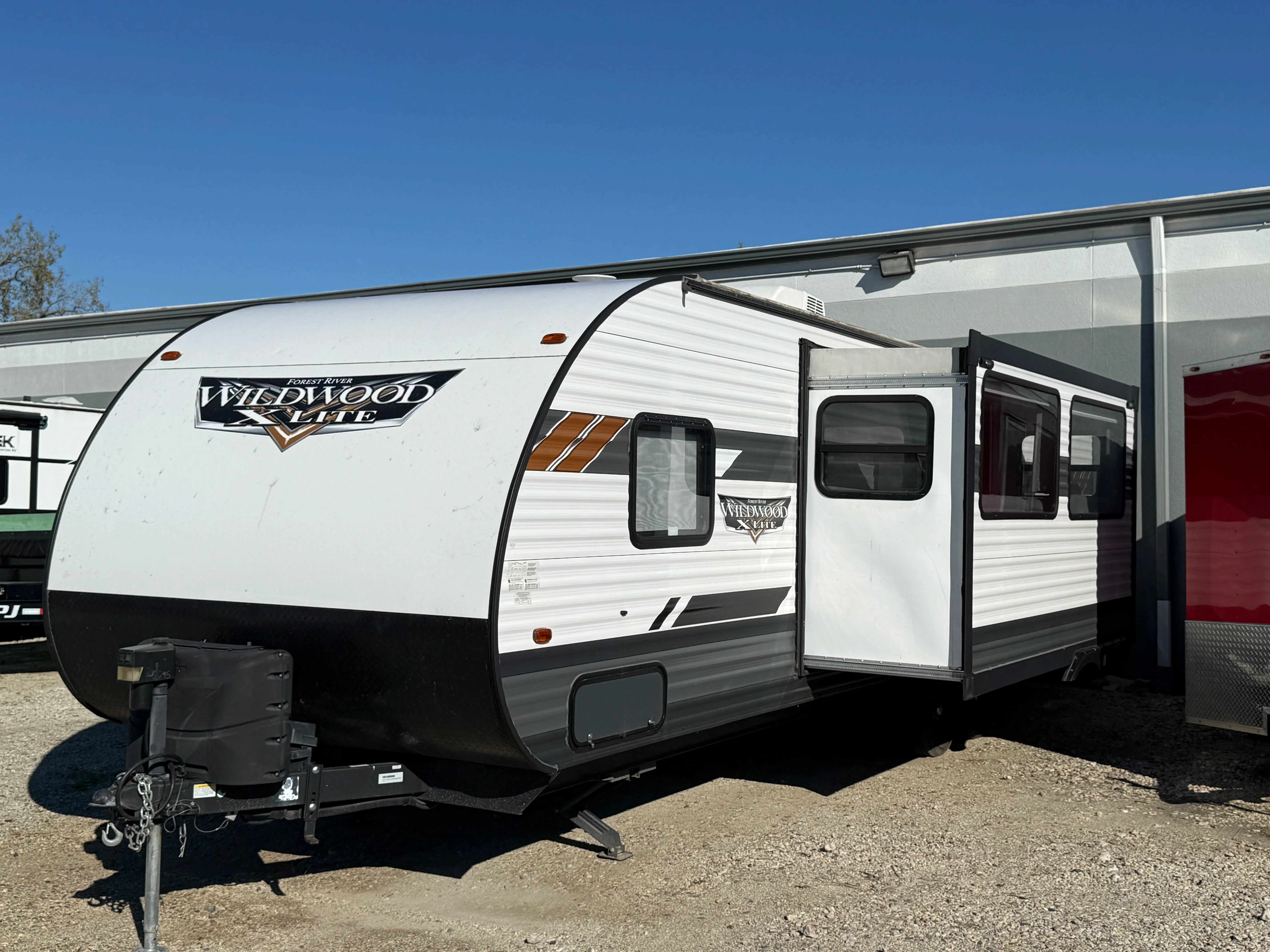 2021 FOREST RIVER WILDWOOD X-LITE exterior