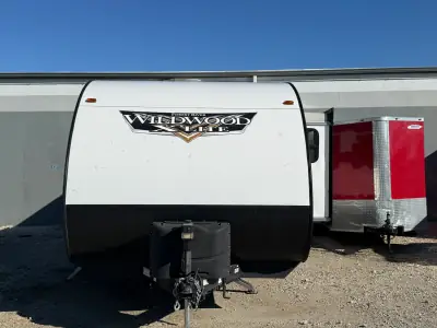 2021 FOREST RIVER WILDWOOD X-LITE photo 2