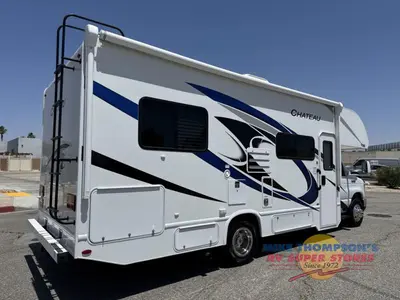 2023 Thor Motor Coach Chateau photo 15