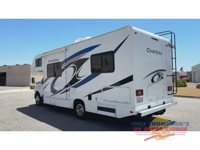 2023 Thor Motor Coach Chateau photo 7