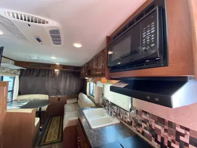 2017 Jayco Jay Feather 7 photo 13