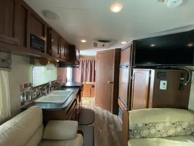 2017 Jayco Jay Feather 7 photo 16