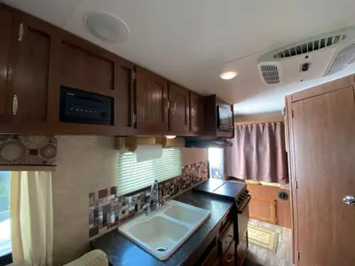 2017 Jayco Jay Feather 7 photo 20
