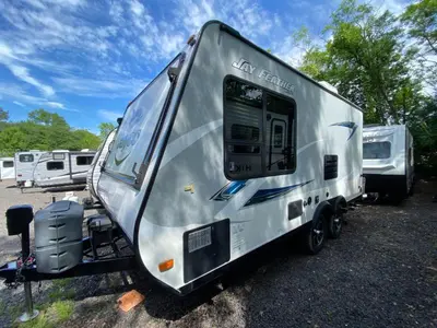 2017 Jayco Jay Feather 7 photo 4