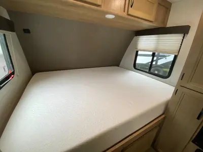 2021 Winnebago Industries Towables Micro Minnie photo 27
