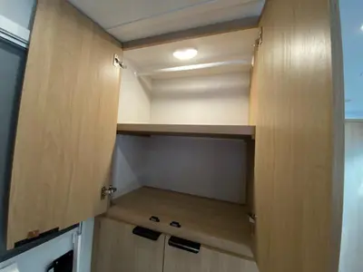 2027 Winnebago Thrive photo 37