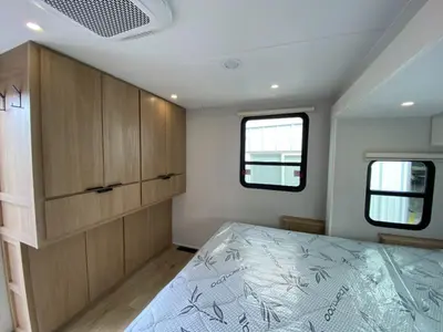 2027 Winnebago Thrive photo 48
