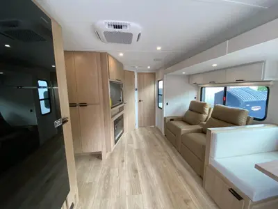 2027 Winnebago Thrive photo 20
