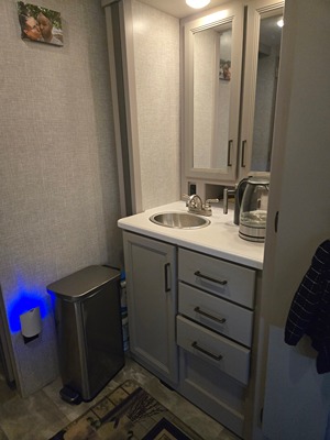 2022 THOR MOTOR COACH WINDSPORT photo 9