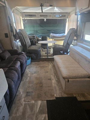 2022 THOR MOTOR COACH WINDSPORT photo 6
