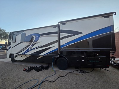 2022 THOR MOTOR COACH WINDSPORT photo 3