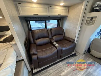 2023 Thor Motor Coach Gemini AWD photo 21