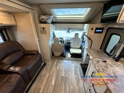 2023 Thor Motor Coach Gemini AWD photo 13