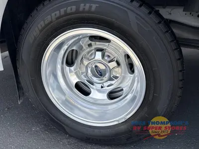 2023 Thor Motor Coach Gemini AWD photo 31