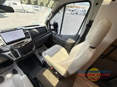 2023 Thor Motor Coach Gemini AWD photo 15