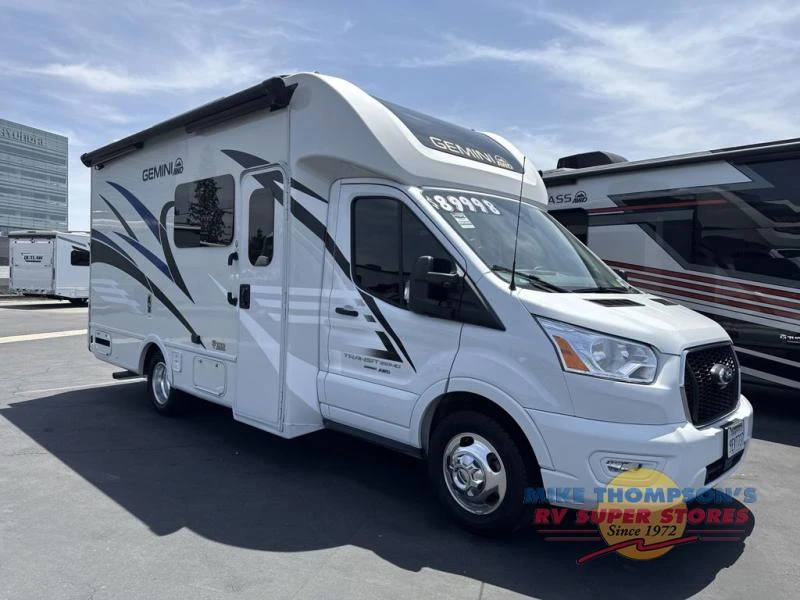 2023 Thor Motor Coach Gemini AWD exterior