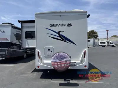 2023 Thor Motor Coach Gemini AWD photo 3