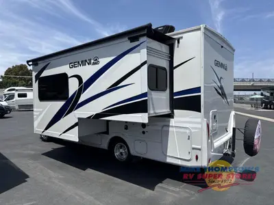 2023 Thor Motor Coach Gemini AWD photo 11