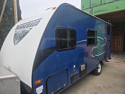 2018 WINNEBAGO MICRO MINNIE photo 3