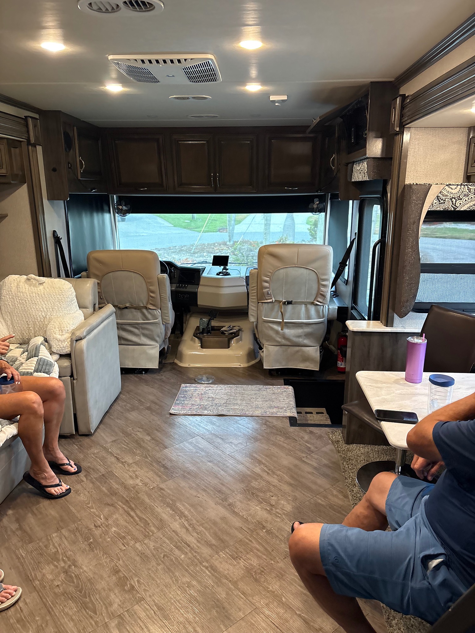 2019 FLEETWOOD BOUNDER exterior