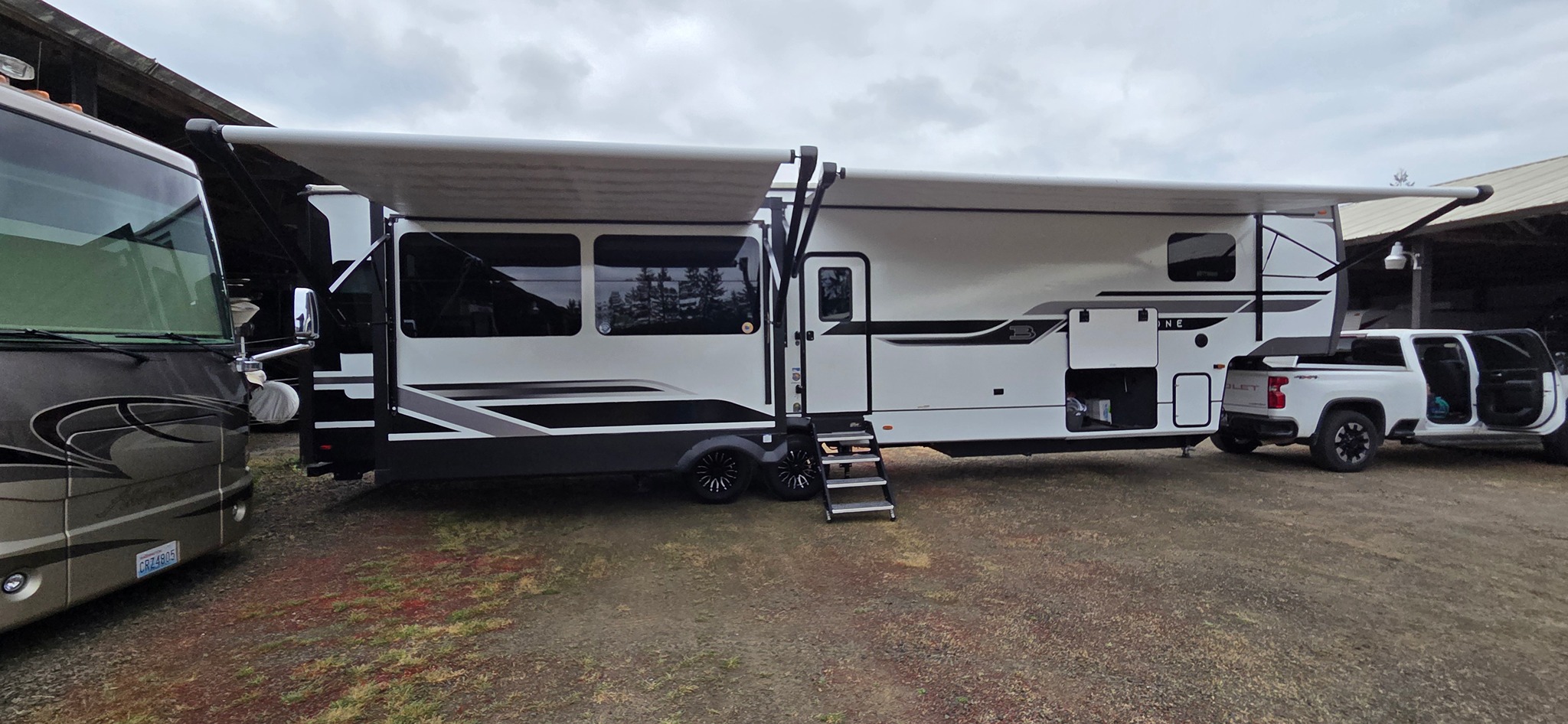 2025 COACHMEN BROOKSTONE exterior