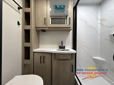 2026 Grand Design Imagine XLS photo 29