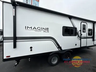 2026 Grand Design Imagine XLS photo 9