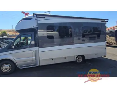 2020 Tiffin Motorhomes Wayfarer photo 5