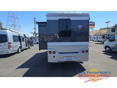 2020 Tiffin Motorhomes Wayfarer photo 7