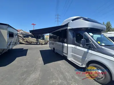 2020 Tiffin Motorhomes Wayfarer photo 42