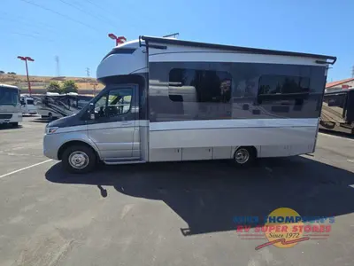 2020 Tiffin Motorhomes Wayfarer photo 12