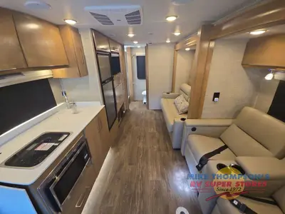 2020 Tiffin Motorhomes Wayfarer photo 23