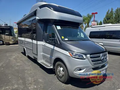 Used 2020 Tiffin Motorhomes Wayfarer 25 RW