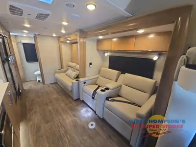 2020 Tiffin Motorhomes Wayfarer photo 22