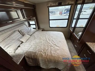 2018 Holiday Rambler Admiral photo 29
